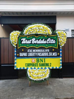 Papan Bunga Duka di Suralaya