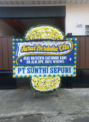 Papan Bunga Duka di Suralaya