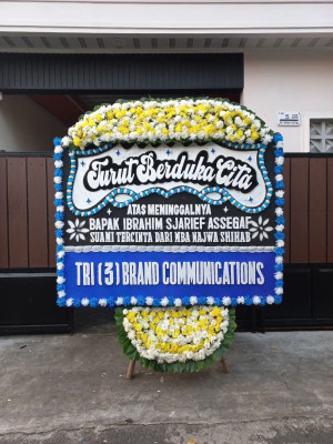 Papan Bunga Duka di Suralaya